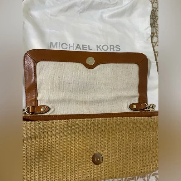 Michael Kors Woven and Leather Shoulder Purse EUC - Picture 5 of 6
